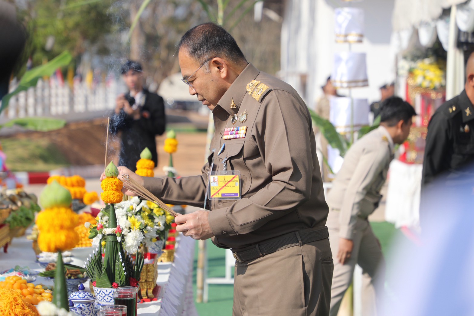 title - ส.ป.ก. เข้าร่วมพิธีเปิดสำนักงานฯ พร้อมมอบเอกสารสิทธิ์ การใช้ประโยชน์ที่ดิน (ส.ป.ก.) และประชุมการติดตามการดำเนินงานตามแผนปฏิบัติการพัฒนาพื้นที่สถานีวิจัยการเกษตรและพัฒนาโครงการหลวงโนนดินแดง ณ จังหวัดบุรีรัมย์